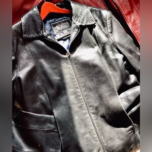 STRIKING BLACK LEATHER  JACKET  COBALT LINING Sz XL WILSONS EPLC 🏍️